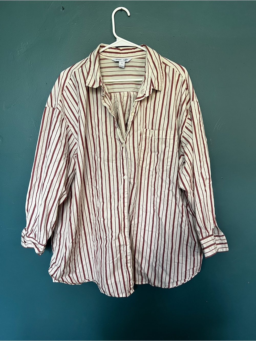 Old Navy boyfriend button up plus size shirt | red cream striped | 2x